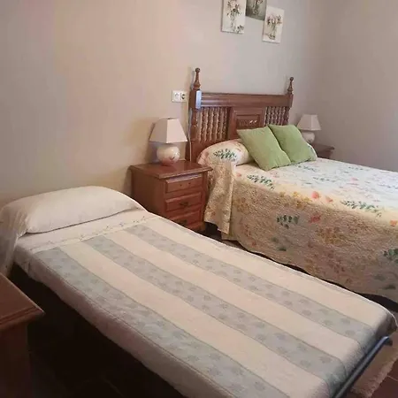 Casa El Lloreu Nyaraló Antimio de Abajo