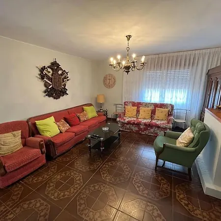 Casa El Lloreu Ferienhaus